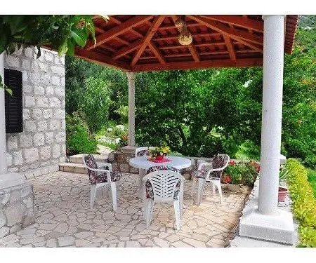 Apartment Marija Brsecine